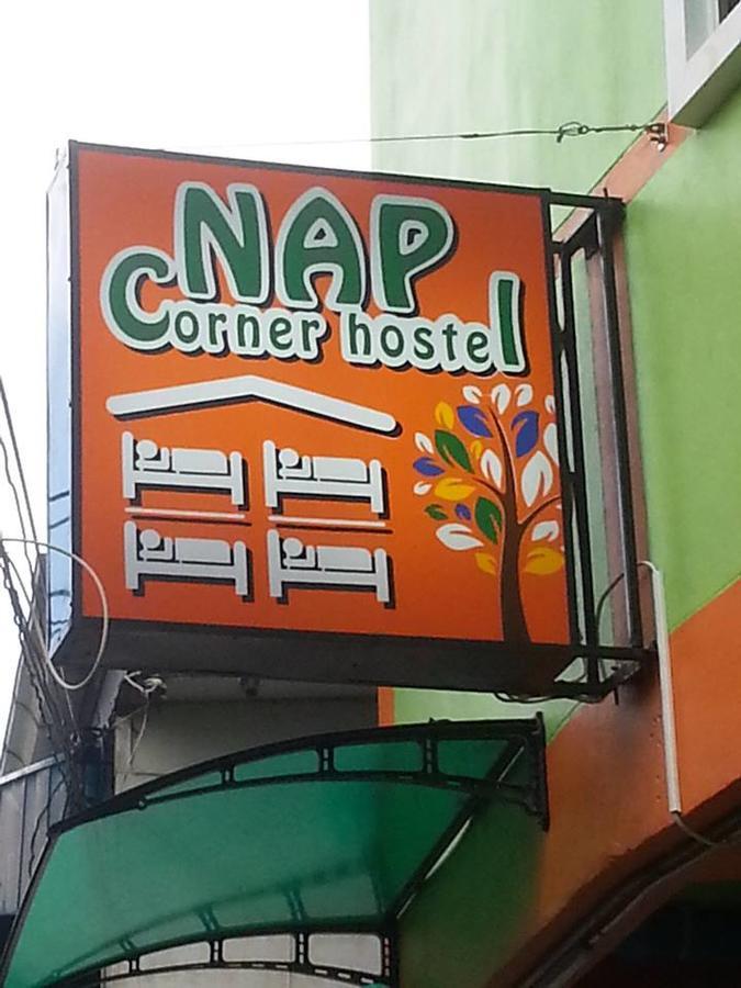 Nap Corner Hostel Phitsanulok Esterno foto